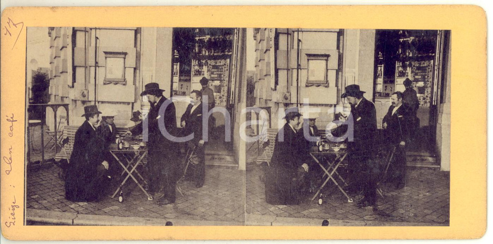 1890 ca LIEGE (BELGIQUE) Un café - Clients à leur table  - Stereoscopic photo Fotografia stereoscopica d'epoca, su cartoncino rigido.FORMATO: 17x8 cmCONDIZIONI: G    originale e autentica 1