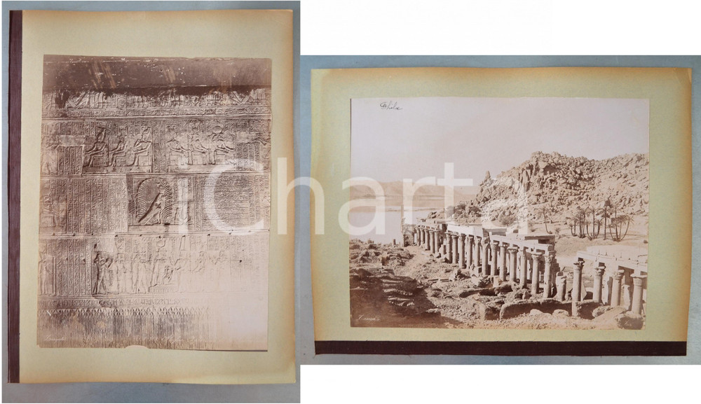 1880 ca EGYPTE Adelphoi ZANGAKI - Phylae Temple d'Isis - Bibliothèque *2 photos Coppia di fotografie originali d'epoca, stampate all'albumina e montate sui due lati di un cartoncino rigido (telato a un margine).Le fotografie recano didascalia, numero e firma al negativo. Didascalie originali:- " n&deg; 742 Phylae Int&eacute;rieur de la Biblioth&egrave;que" - "... Phylae Colonnade du Temple d'Isis"FOTOGRAFO: George e Constantinos Zangakis (Adelphoi Zangaki)CONDIZIONI: GFORMATO: 35x27 cm (cartoncino); 22x28 cm (fotografie)    originale e autentica 1