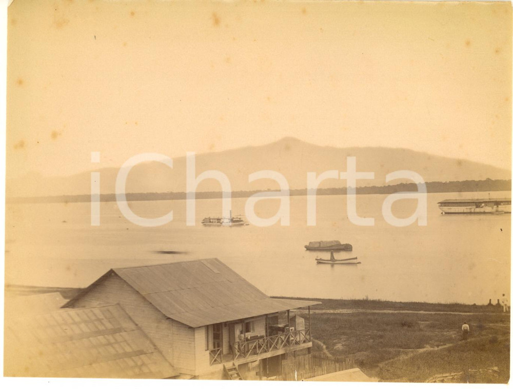 1930 ca  CONGO BELGA Veduta del lago con battelli - Foto VINTAGE 17x13 cm  Fotografia d'epoca, su carta sottile. FAIR/discreto varie increspature; fioriture marginali Formato: 17x13 cm originale e autentica 1