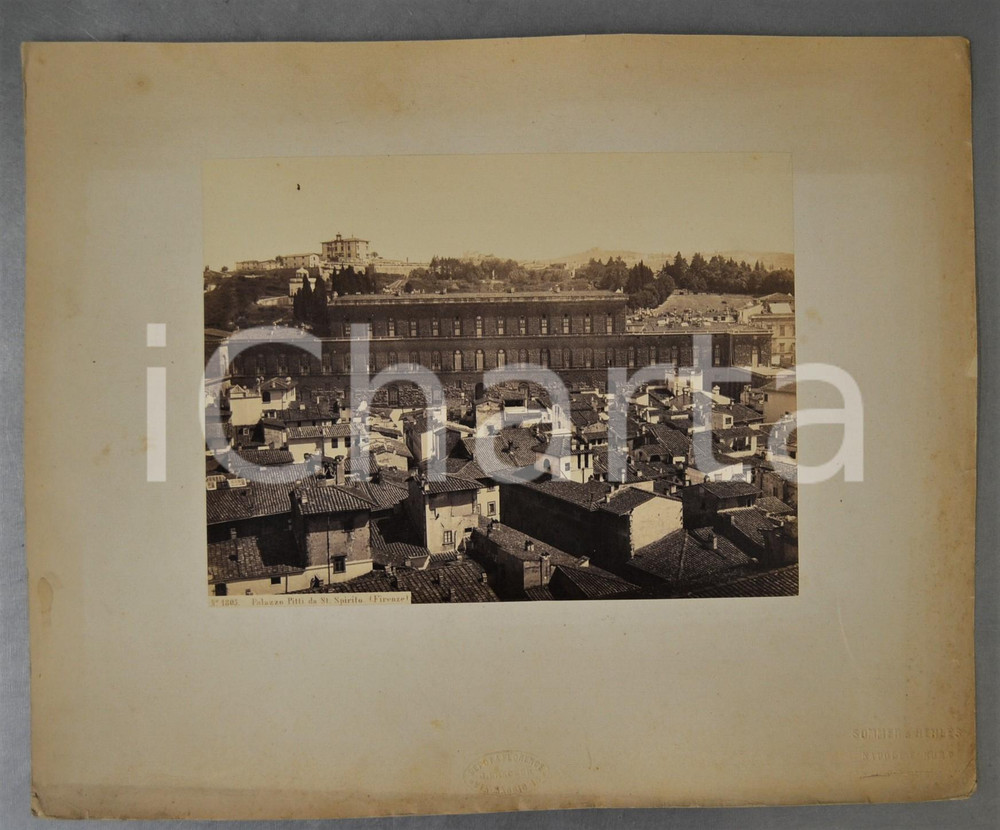 1910 ca FIRENZE Palazzo PITTI visto da Santo Spirito *Foto SOMMER & BEHLES 38x31 Fotografia d'epoca, montata su cartoncino morbido.FOTOGRAFO: Sommer &amp; Behles - Napoli e Roma POOR/danneggiato lievi ingiallimenti marginali e parziale scollamento del cartoncino Formato: 38x31 cm originale e autentica 1