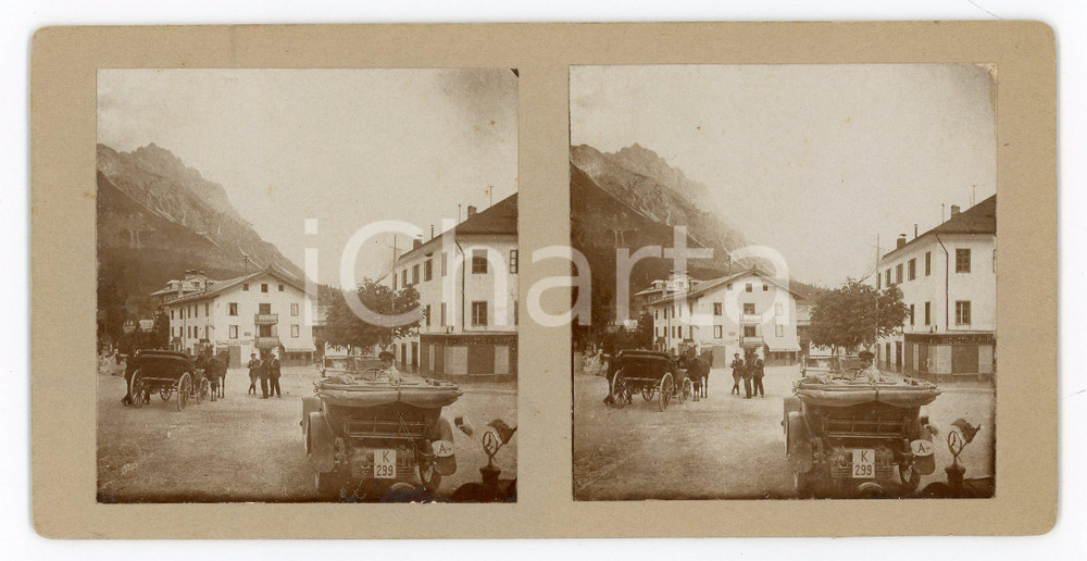 1913 CORTINA D'AMPEZZO Piazzetta - Foto stereoscopica ANIMATA auto carrozze Fotografia stereoscopica d'epoca, su cartoncino rigido.FORMATO: 18x9 cmCONDIZIONI: G     originale e autentica 1