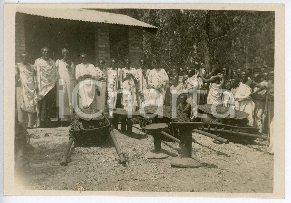 Fotografia d epoca originale 1910 ca CONGO BELGE Tambours royaux remis au nouveau sultan  Photo 1