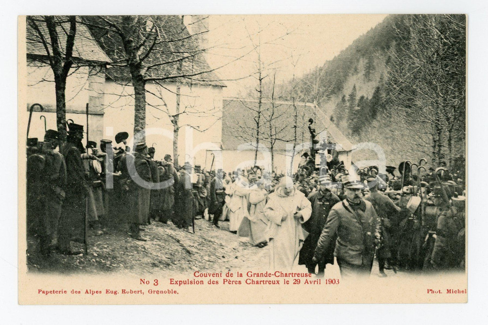 1905 ca FRANCE GRANDE CHARTREUSE Expulsion Pères Chartreux 1903 (3) Carte  Cartolina postale d'epoca, non viaggiata.CONDIZIONI: GFORMATO: FP    originale e autentica 1