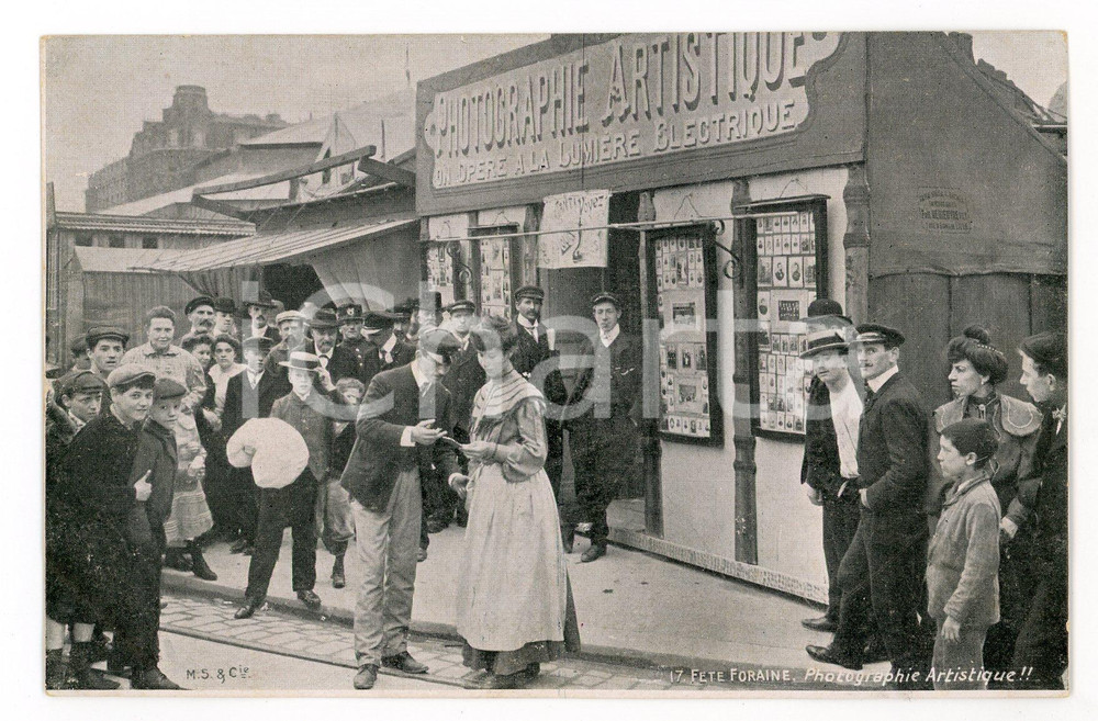 1905 ca FRANCE Fête Foraine - Photographie artistique ^Carte postale ANIMEE RARE  Cartolina postale d'epoca, non viaggiata.Pubblicità al verso "Chaussures Au bord de la Loire - Angers"  GOOD/buono  Formato: 14x9 cm originale e autentica 1