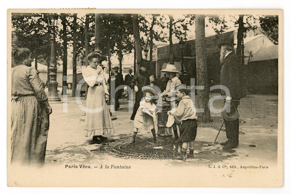 1906 PARIS VECU - A la Fontaine - Carte postale ANIMEE  Cartolina postale d'epoca, viaggiata. GOOD/buono  Formato: 14x9 cm originale e autentica 1
