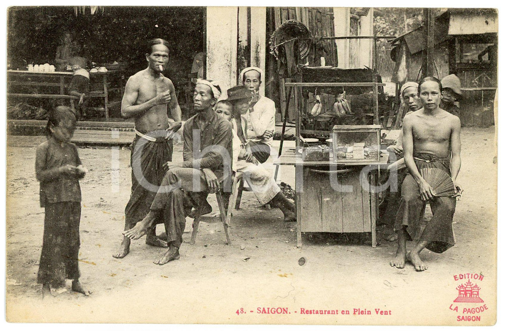 1910 ca SAIGON (VIETNAM) Restaurant en plein vent - Carte postale ANIMEE  Cartolina postale d'epoca, non viaggiata.CONDIZIONI: G FORMATO: FPEDITORE: La Pagode - Saigon    originale e autentica 1