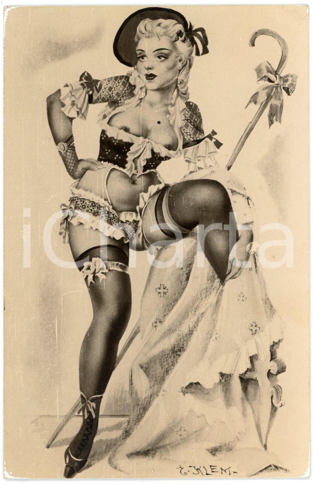 1930 ca VINTAGE EROTIC Artist E.KLEM Woman in lingerie - Postcard risque  Cartolina postale d'epoca, non viaggiata.CONDIZIONI: FAIR (abrasioni angolari)FORMATO: FPEDITORE: PC Paris    originale e autentica 1