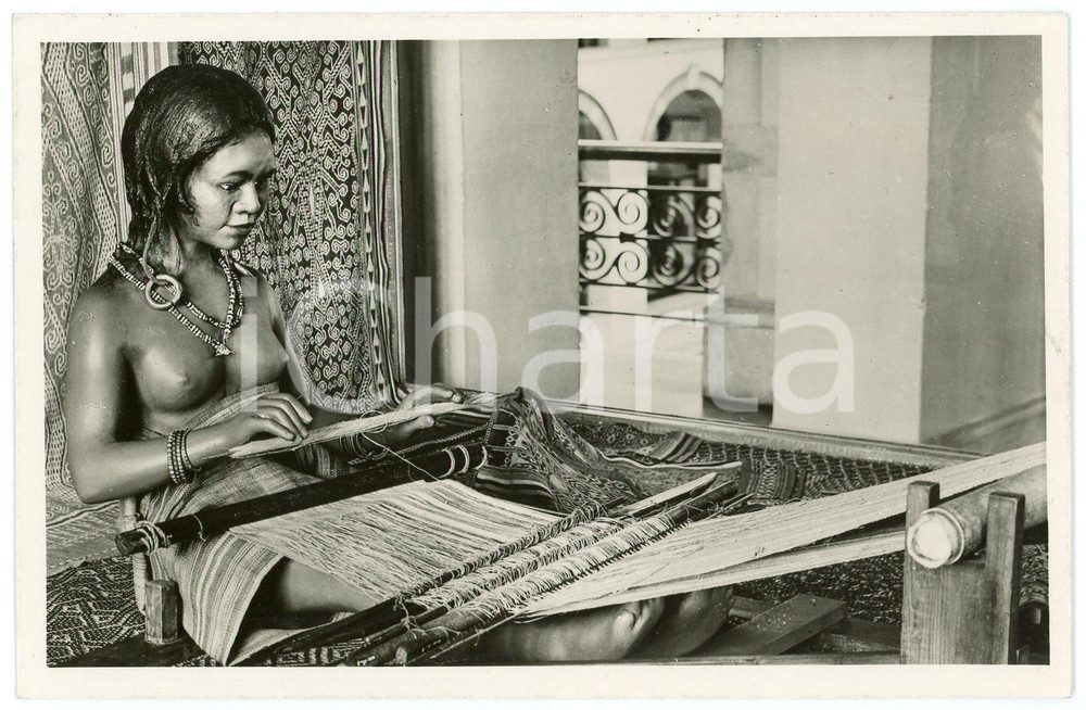 1970 AMSTERDAM - TROPENMUSEUM Borneo - Weefgetouw der Penihing Dajaks *Postcard  Cartolina postale d'epoca, non viaggiata.CONDIZIONI: FAIRFORMATO: FP    originale e autentica 1