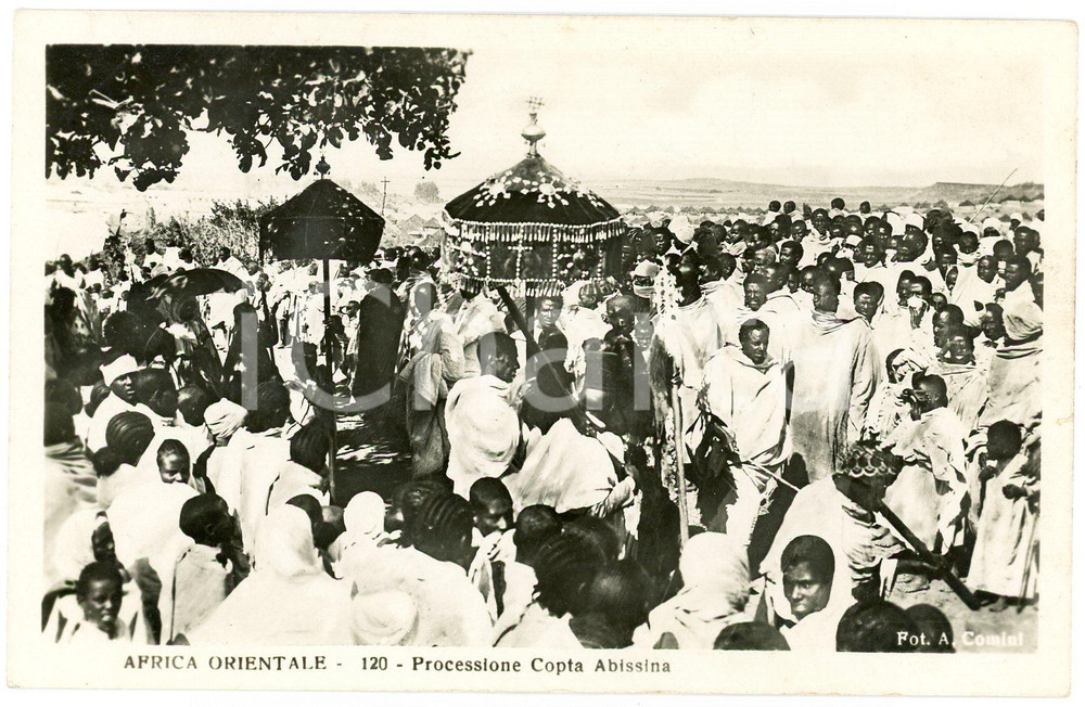 1920 ca AFRICA ORIENTALE Processione copta abissina-  Cartolina TRALDI 120  Cartolina postale d'epoca, non viaggiata.EDITORE: Fotostampa A. Traldi, Milano - Serie II n.120FOTOGRAFO: A. Comini CONDIZIONI:FAIR (piegatura all'angolo superiore sinistro)FORMATO: FP    originale e autentica 1
