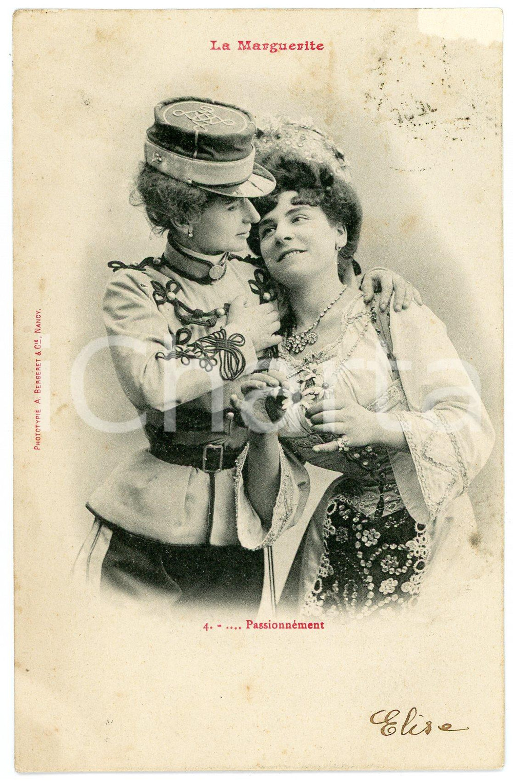 1903 COUPLE DE FEMME - LA MARGUERITE n.4 - Passionnément - Carte postale FP VG  Cartolina postale d'epoca, viaggiata.CONDIZIONI: POOR (abrasione all'angolo superiore destro)FORMATO: FP    originale e autentica 1