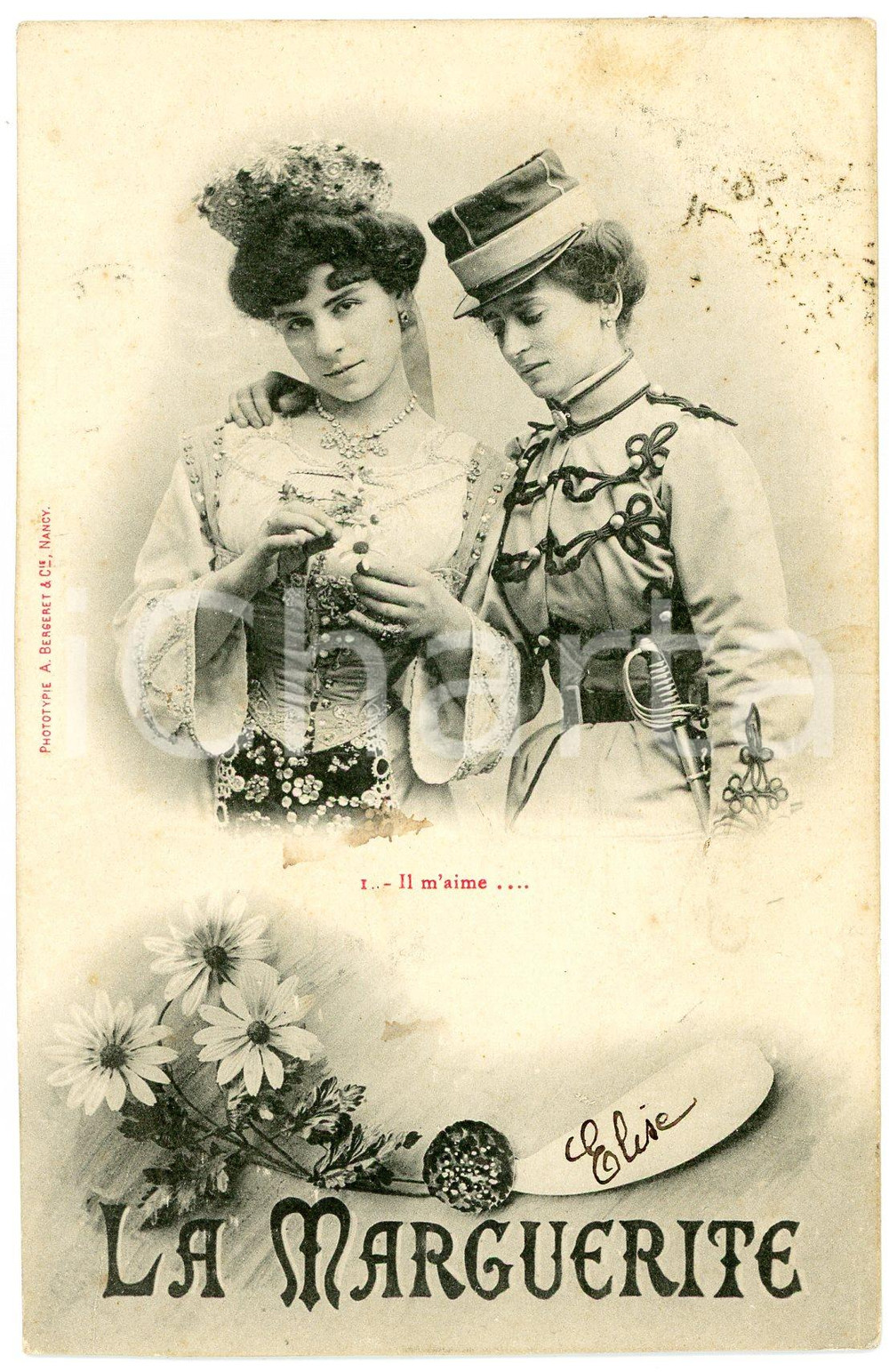 1903 COUPLE DE FEMME - LA MARGUERITE n.1 - Il m'aime - Carte postale FP VG  Cartolina postale d'epoca, viaggiata.CONDIZIONI: FAIRFORMATO: FP    originale e autentica 1