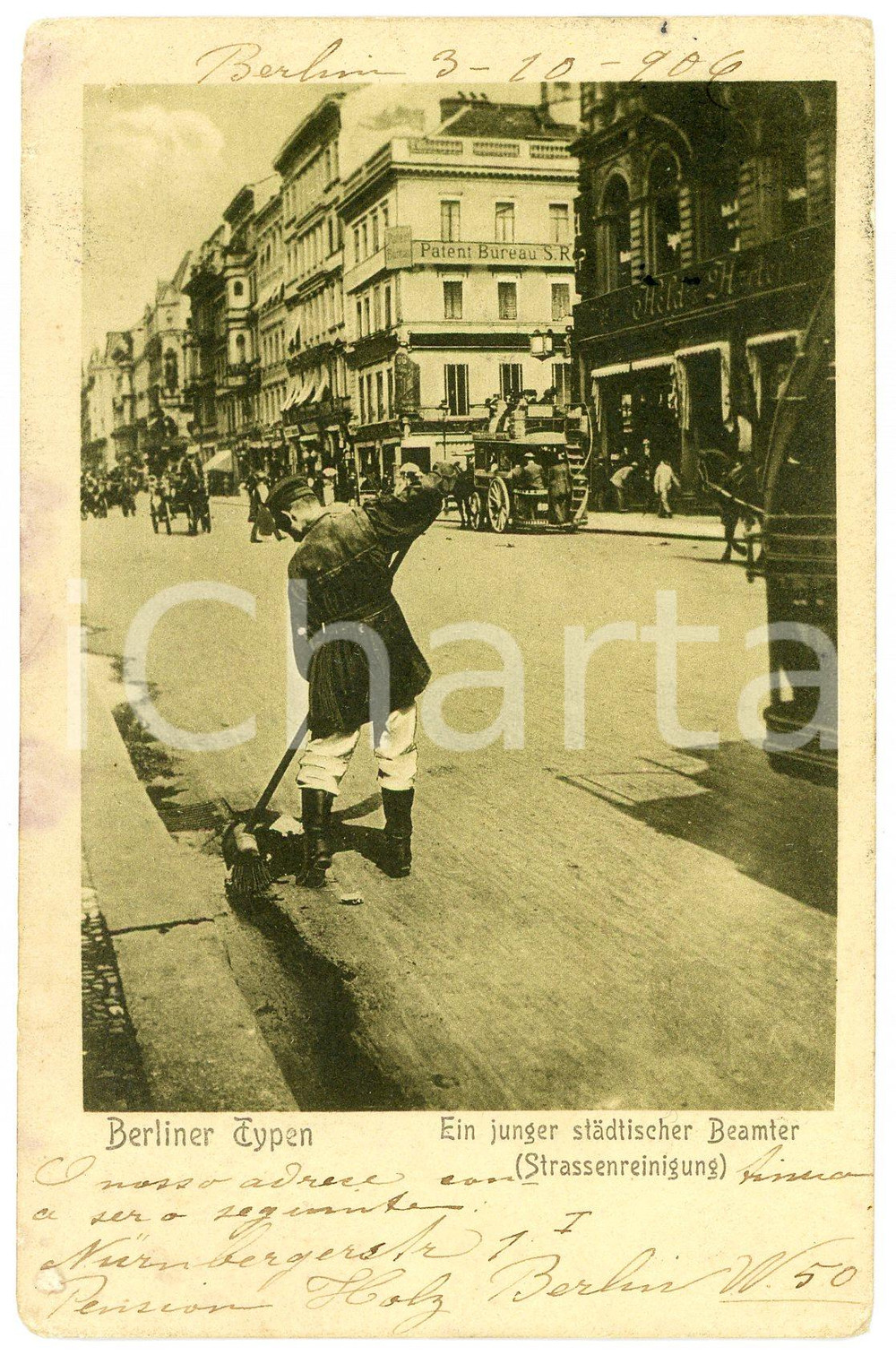 1906 BERLIN Berliner typen - Strassenreinigung - Stadtischer beamter - Postcard  Cartolina d'epoca, viaggiata. VERY POOR/gravemente danneggiato Smussature e piegature agli angoli, parziale distacco degli strati della carta, carta lenta, aloni al margine sinistro Formato: FP originale e autentica 1