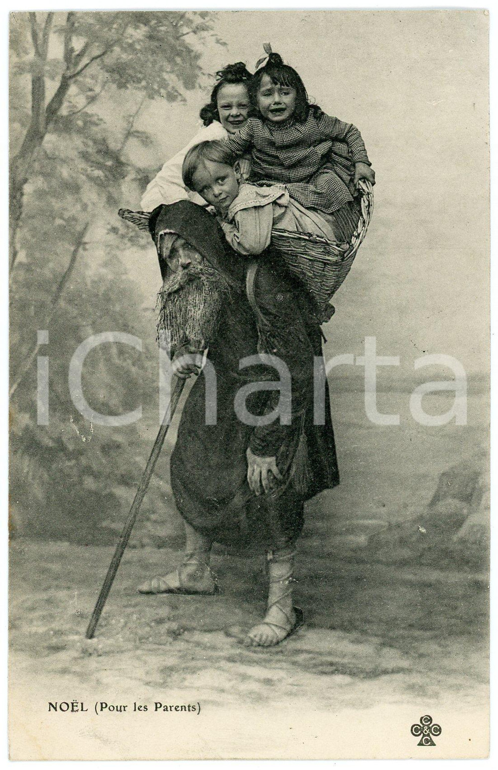 1902 NOËL (Pour les Parents) Santa Claus carrying a basket of children *Postcard  Cartolina postale d'epoca, viaggiata.CONDIZIONI: GFORMATO: FP    originale e autentica 1