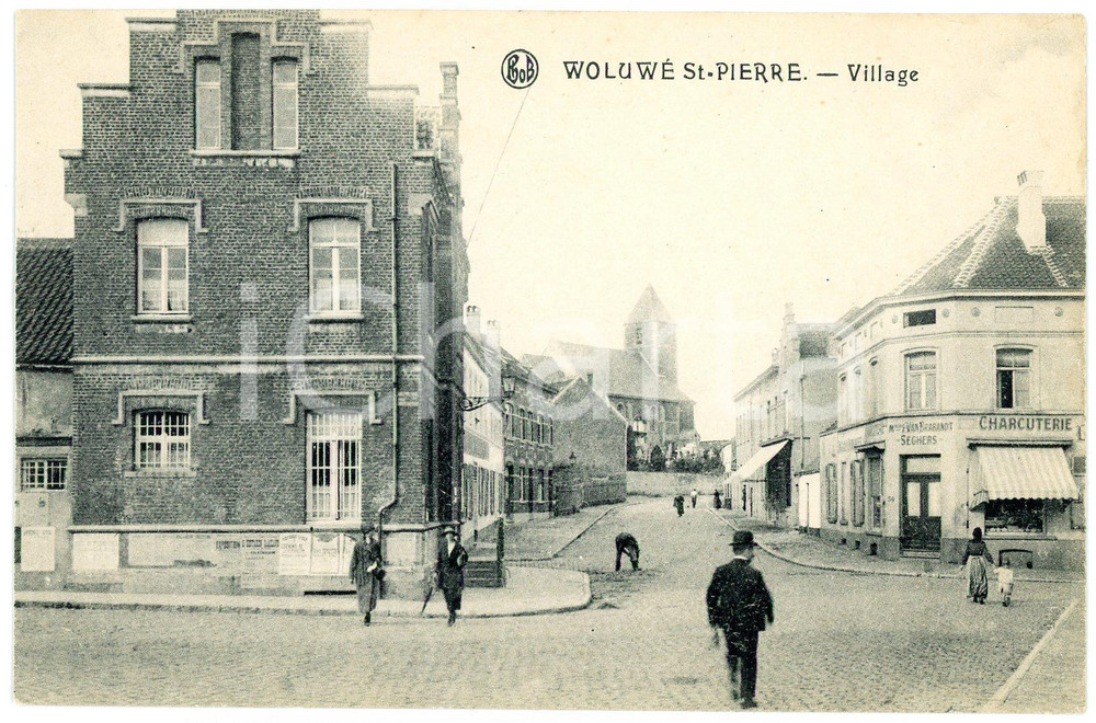 1910 ca WOLUWE-SAINT-PIERRE - BELGIQUE Village - Carte postale FP NV  Cartolina postale d'epoca, non viaggiata. FAIR/discreto Lievi smussature agli angoli Formato: FP originale e autentica 1