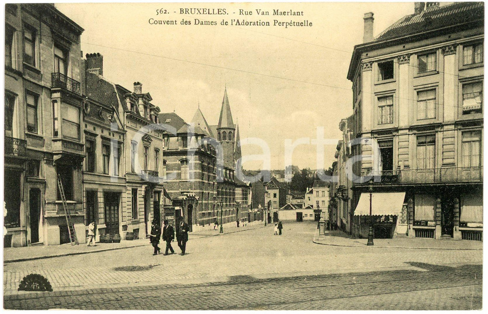 1910 ca BRUXELLES Rue Van Maerlant - Dames de l'Adoration Perpétuelle - Postcard  Cartolina postale d'epoca, non viaggiata. FAIR/discreto Lievi smussature agli angoli, piccole sbrecciature al margine sinistro Formato: FP originale e autentica 1