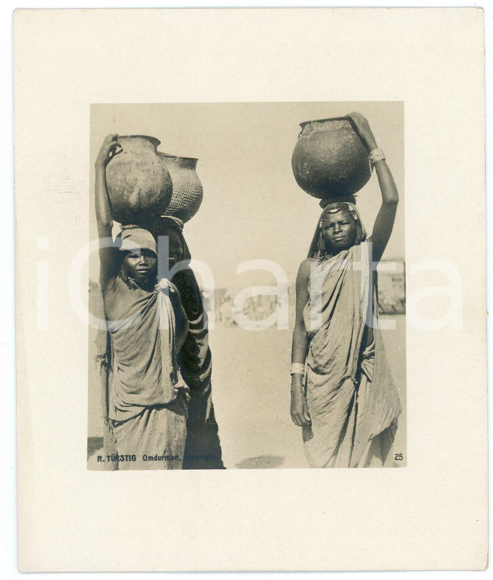 1910 ca Anglo-Egyptian SUDAN - Women carrying water - Photo R. TÜRSTIG Fotografia seriale d'epoca.FOTOGRAFO: R. T&uuml;rstig - Omdurman GOOD/buono  Formato: 10x12 cm originale e autentica 1