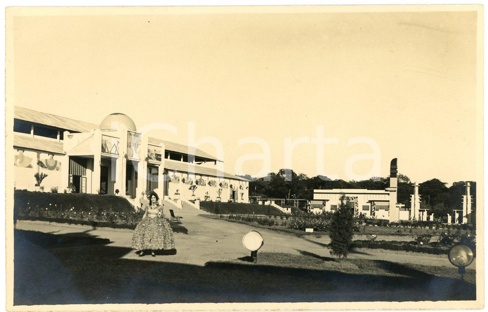1931 CONGO BELGE Elisabethville World Fair - Vue d'ensemble - Photo L. GABRIEL Fotografia originale d'epoca, in formato cartolina postale, con nota manoscritta al verso.FOTOGRAFO: L&eacute;opold Gabriel - Elisabethville  GOOD/buono  Formato: 14x9 cm originale e autentica 1