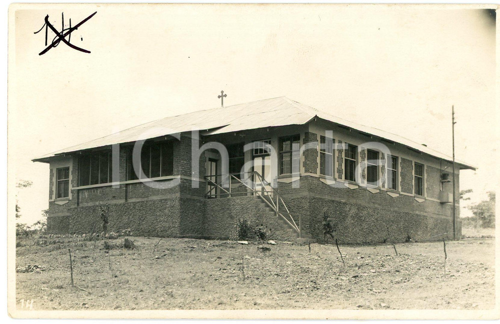 1930 ca ELISABETHVILLE (CONGO BELGE) Mission - Photo Léopold GABRIEL Fotografia originale d'epoca, in formato cartolina postale.FOTOGRAFO: L&eacute;opold Gabriel GOOD/buono  Formato: 14x9 cm originale e autentica 1