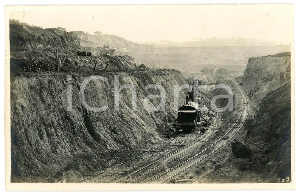 1930 ca CONGO BELGE KATANGA - Mine de KAMBOVE (2) Photo Léopold GABRIEL 227 Fotografia originale d'epoca, in formato cartolina postale.FOTOGRAFO: L&eacute;opold Gabriel - Panda - Katanga  GOOD/buono  Formato: 14x9 cm originale e autentica 1