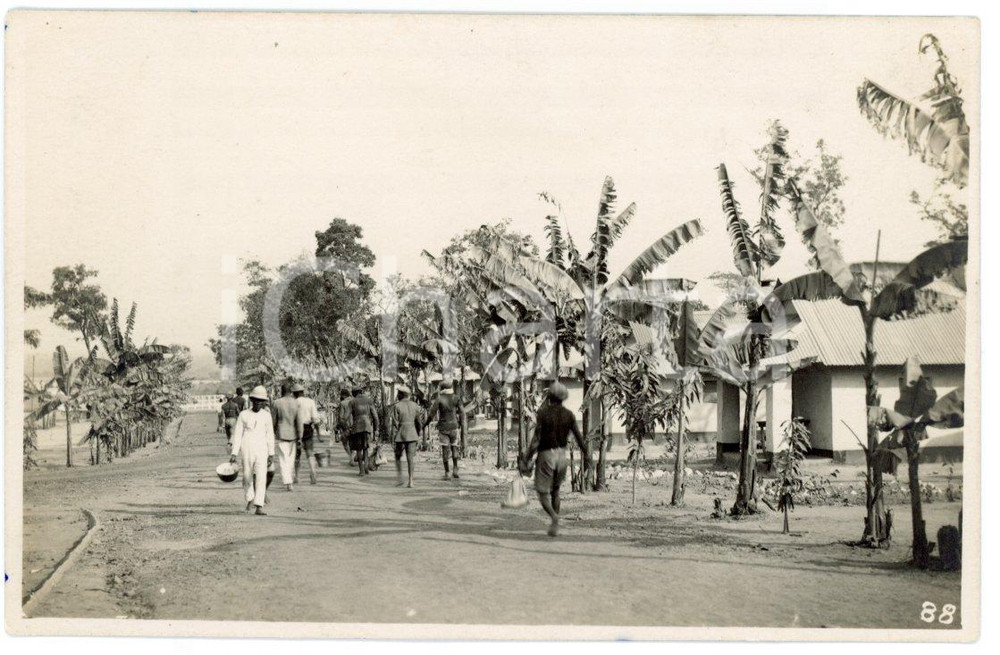 1930 ca CONGO BELGE - KATANGA Mines PANDA Camp indigène - Photo L. GABRIEL n°88 Fotografia originale d'epoca, in formato cartolina postale.FOTOGRAFO: L&eacute;opold Gabriel   GOOD/buono  Formato: 14x9 cm originale e autentica 1