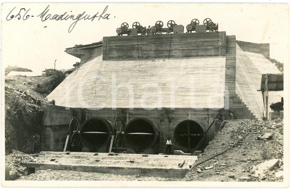 1930 ca CONGO KATANGA - MWADINGUSHA Centrale hydroélectrique *Photo GABRIEL 656 Fotografia originale d'epoca, in formato cartolina postale.FOTOGRAFO: L&eacute;opold Gabriel - Panda - Katanga  GOOD/buono  Formato: 14x9 cm originale e autentica 1