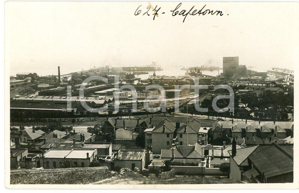 1930 ca CAPE TOWN (SOUTH AFRICA) The harbour - View *Photo Léopold GABRIEL 627 Fotografia originale d'epoca, in formato cartolina postale.FOTOGRAFO: L&eacute;opold Gabriel  GOOD/buono ma piccola macchia al lato superiore Formato: 14x9 cm originale e autentica 1