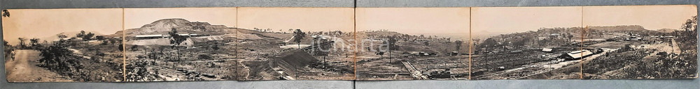 1927 CONGO BELGE Mines de PANDA - Vue générale - Photo L. GABRIEL 6 cartes Veduta panoramica composta da 6 fotografie originali in formato cartolina postale, unite da adesivo al verso.Didascalia manoscritta al versoFOTOGRAFO: L&eacute;opold Gabriel - Panda - Katanga  FAIR/discreto lievi piegature Formato: 13x8 cm (singola) originale e autentica 1