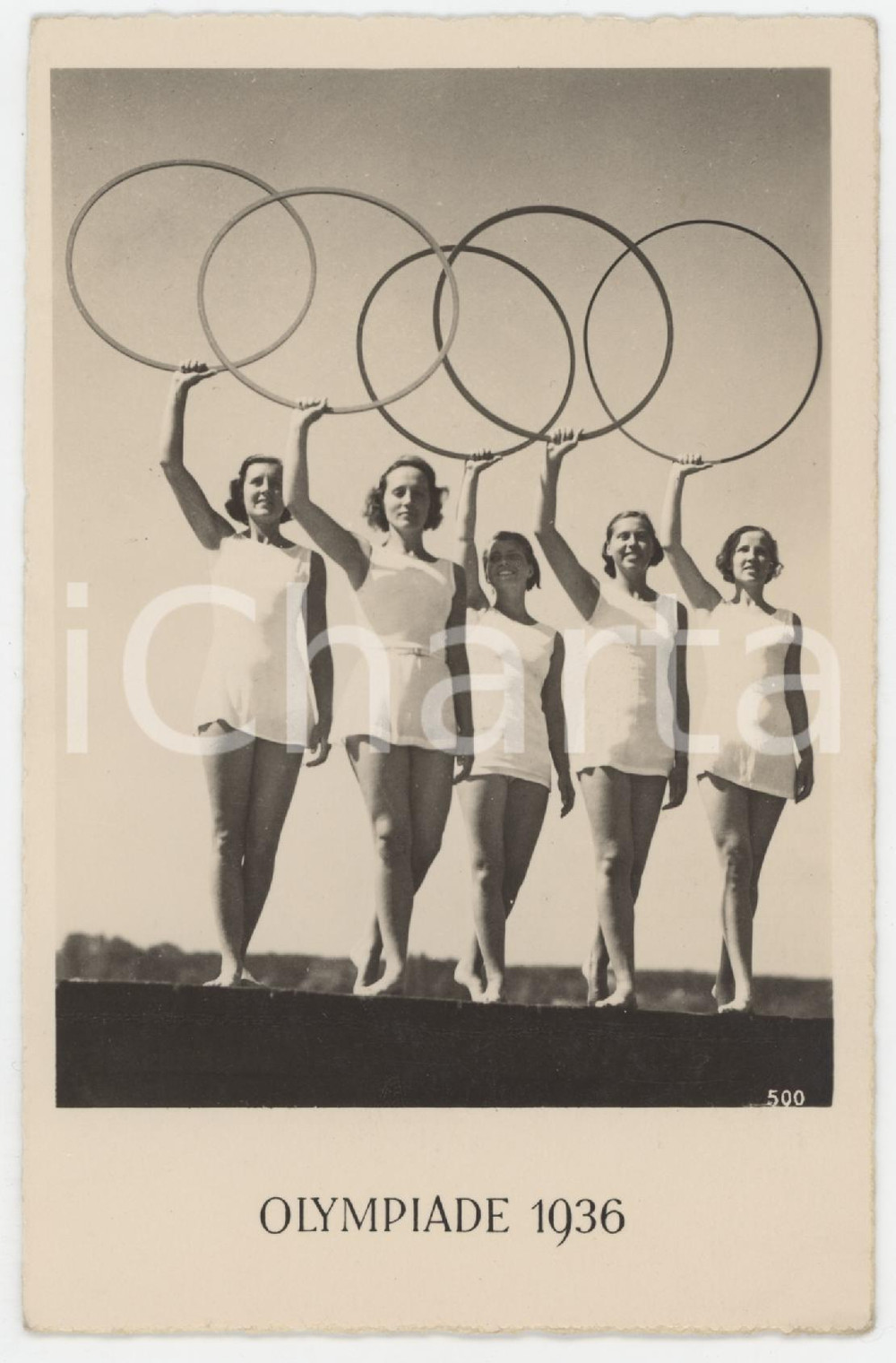 1936 GERMANY BERLIN Olympiade - Women holding up the five hoops *Postcard  Cartolina postale d'epoca, non viaggiata.Timbro originale al verso. FAIR/discreto piccole abrasioni marginali Formato: 14x9 cm originale e autentica 1