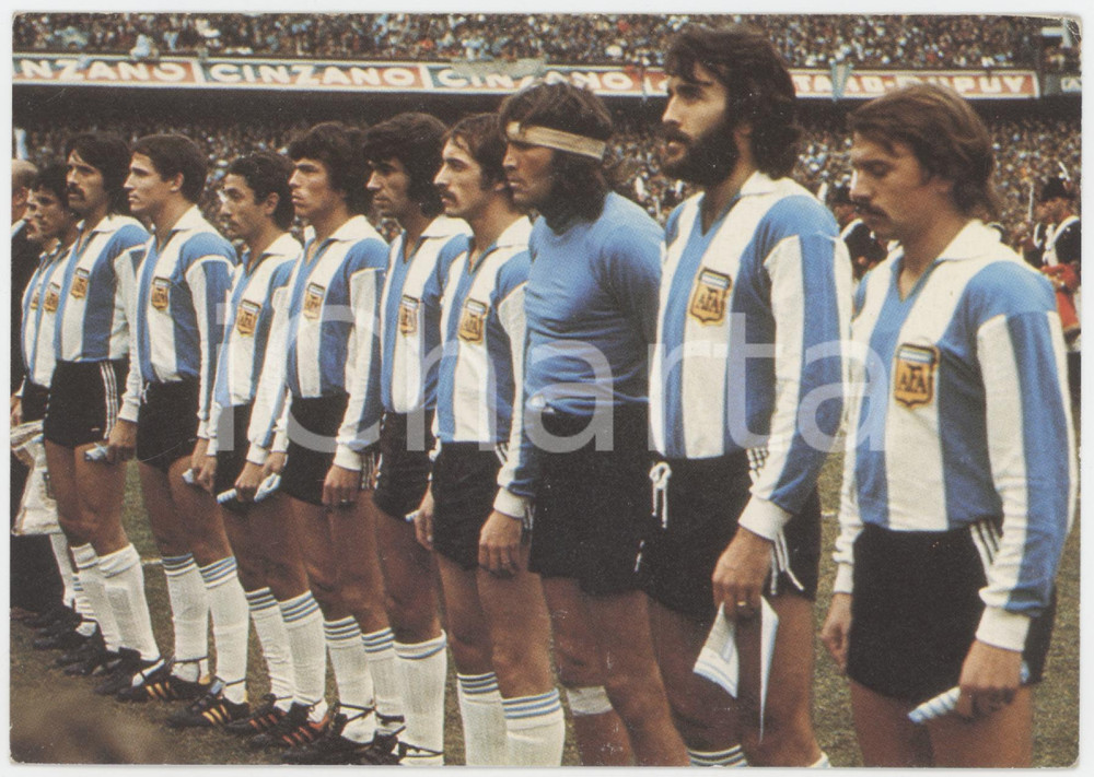 1978 FIFA WORLD CUP Soccer team ARGENTINA Postcard FG NV 1 Cartolina d'epoca, non viaggiata. FAIR/discreto Lievi smussature agli angoli Formato: FG originale e autentica 1