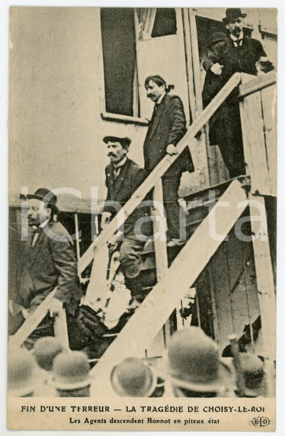 1912 CHOISY-LE-ROI Bande BONNOT Agents descendent Bonnot en piteux état POSTCARD  Cartolina postale d'epoca, non viaggiata. GOOD/buono  Formato: FP originale e autentica 1