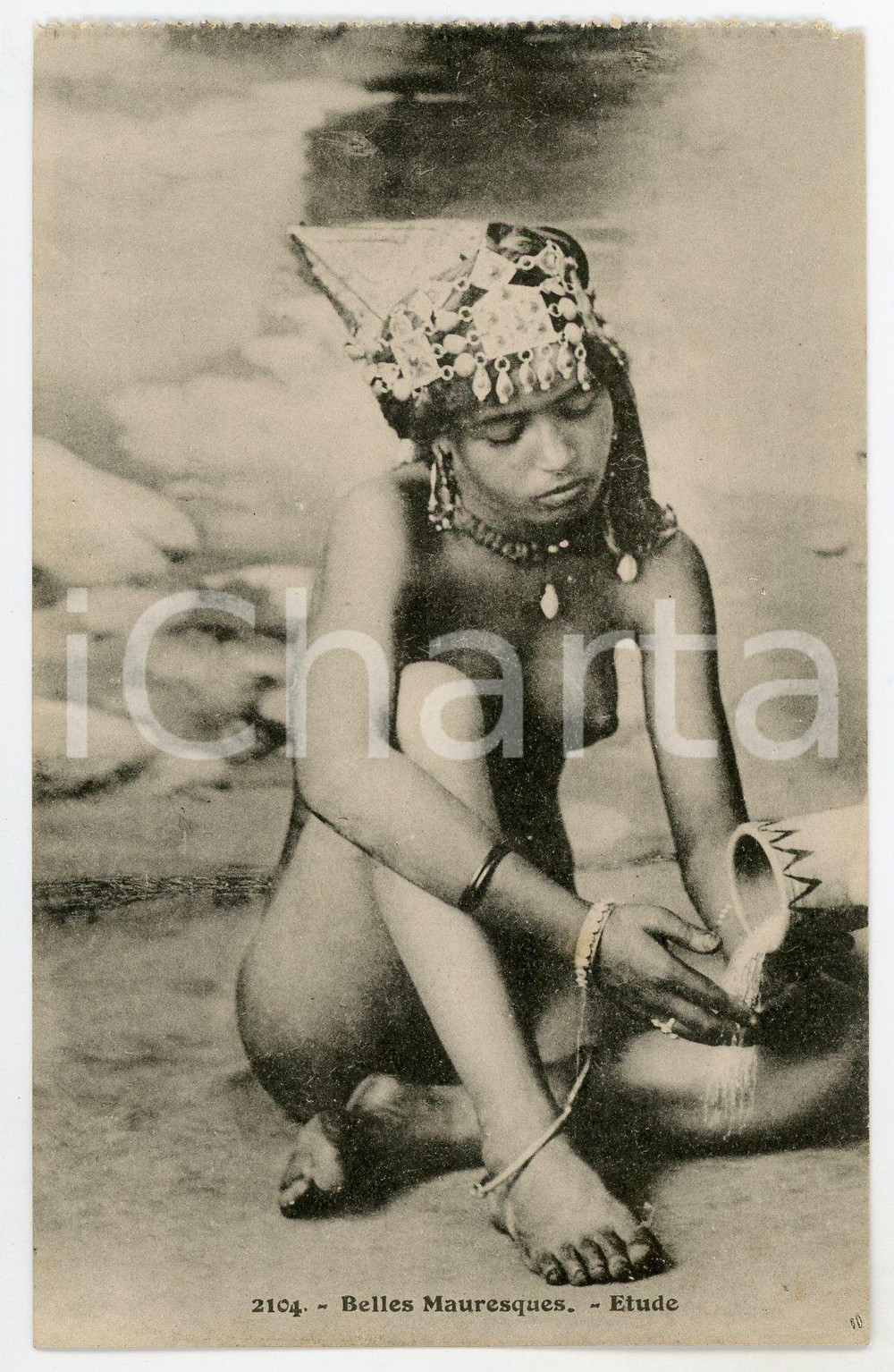 1920 ca BELLES MAURESQUES Etude NU ETHNIQUE Carte postale FP NV  Cartolina postale d'epoca, non viaggiata.CONDIZIONI: FAIRFORMATO: FP    originale e autentica 1