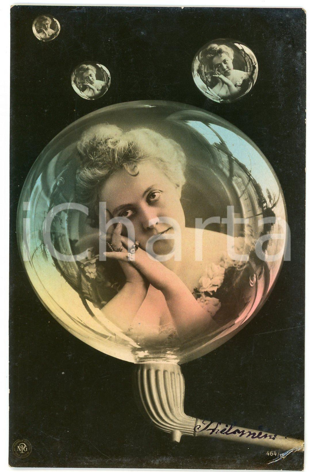 1900 ca LOVERS Lady in a soap bubble - Postcard FP VG (2)  Cartolina postale d'epoca, viaggiata.CONDIZIONI: FAIR (piegature all'angolo inferiore destro)FORMATO: FP    originale e autentica 1