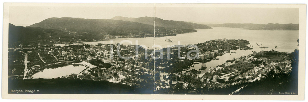 1910 ca BERGEN - NORWAY View of the city - Cartolina panoramica FP NV Cartolina postale d'epoca, non viaggiata. POOR/danneggiato strappo centrale in prossimità della piegatura centrale Formato: FP originale e autentica 1