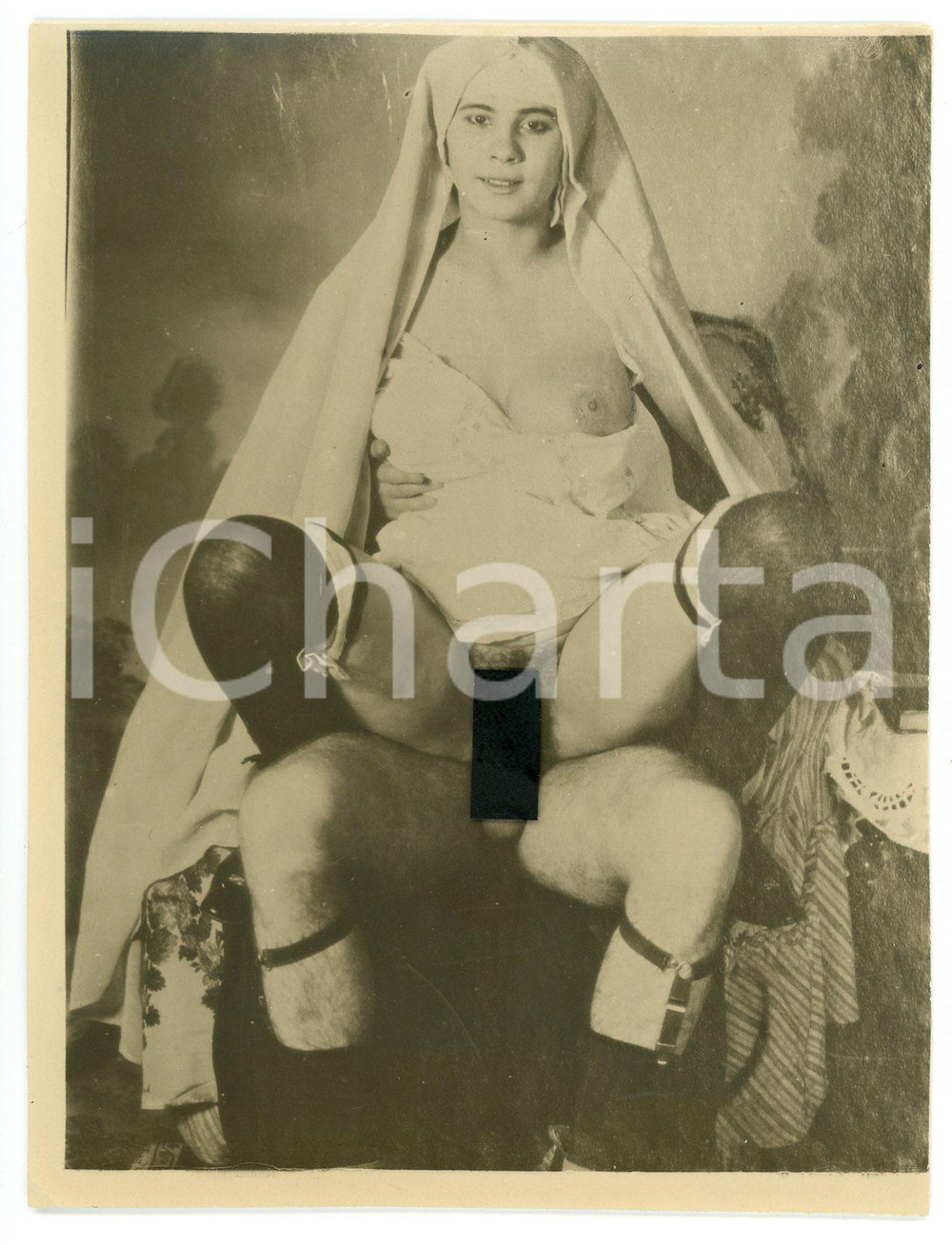 1920 ca VINTAGE EROTIC Couple - Priest and nun (4) RARE PORN Photo 10x13 Fotografia originale d'epoca.CONDIZIONI: GFORMATO: 10x13 cm    originale e autentica 1