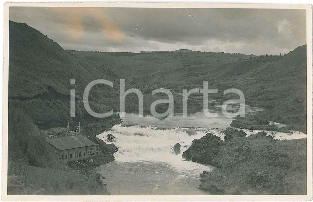 1930 C. ZAGOURSKI - CONGO BELGE (AFRIQUE) Paysage - Postcard FP NV (1)  Fotocartolina postale d'epoca del fotografo Casimir Zagourski.CONDIZIONI: FAIR (alone al margine superiore, lievi gualciture agli angoli)FORMATO: 9x14 cm    originale e autentica 1