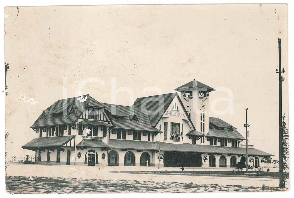 1930 ca C. ZAGOURSKI - CONGO BELGE - Gare de POINTE-NOIRE C.F.C.O. - Photo  Fotografia d'epoca.FOTOGRAFO: Casimir Zagourski - L&eacute;opoldvilleCONDIZIONI: VP (difetti di stampa, piccole abrasioni e macchie)FORMATO: 14x9 cm    originale e autentica 1