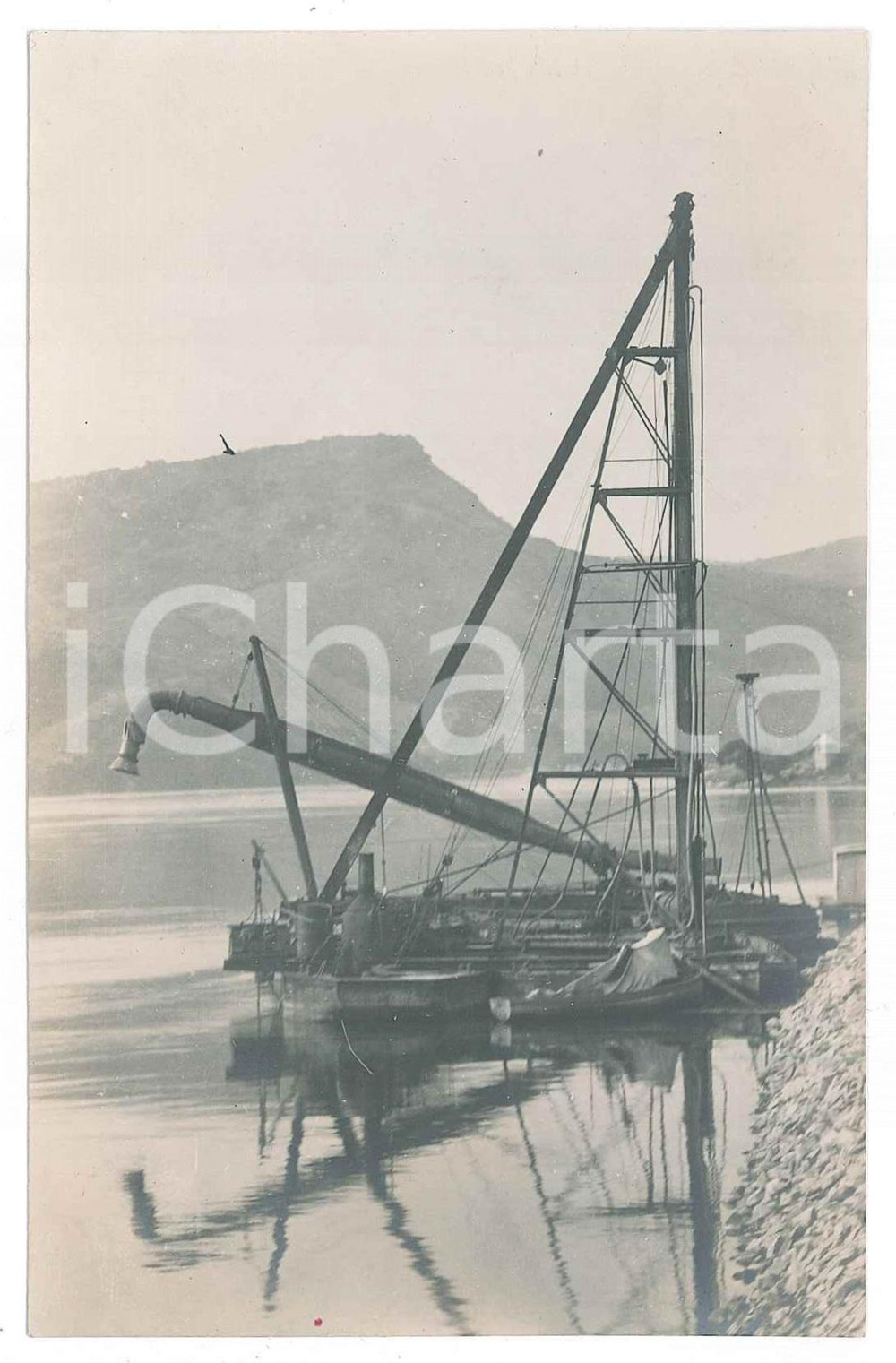 1930 ca C. ZAGOURSKI (?) CONGO BELGE - Port de MATADI - Quai - Photo  Fotocartolina postale d'epoca, attibuita al fotografo Casimir Zagourski.CONDIZIONI: F (aloni)FORMATO: 9x14 cm    originale e autentica 1