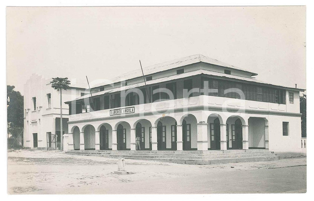 1930 ca C. ZAGOURSKI (?) KINSHASA - CONGO BELGE - Banco de Angola *Photo  Fotocartolina postale d'epoca, attibuita al fotografo Casimir Zagourski.CONDIZIONI: G FORMATO: 14x9 cm    originale e autentica 1