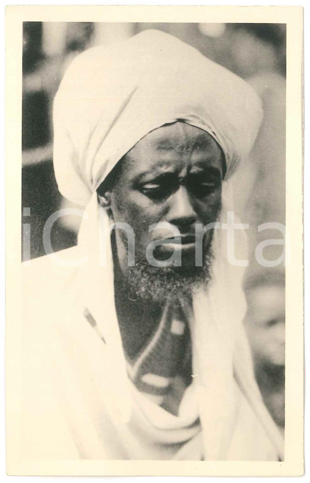 1930 ca ZAGOURSKI «L'Afrique qui disparaît» RUANDA - Un Mutudzi *Postcard 97  Fotocartolina postale d'epoca, appartenente alla 2^serie &laquo;L'Afrique qui dispara&icirc;t&raquo; del fotografo Casimir Zagourski (L&eacute;opoldville).N&deg; 97, non viaggiata.Al verso timbro: "Henri Nicaise Photographe - Namur"CONDIZIONI: G FORMATO: 9x14 cm     originale e autentica 1