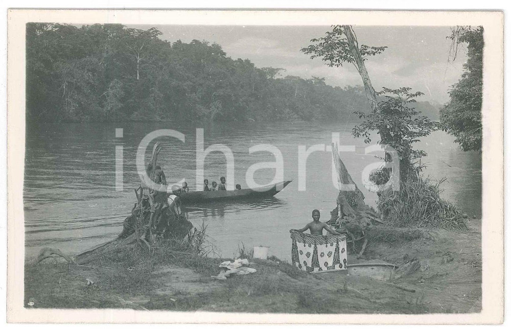 1930 ca C. ZAGOURSKI (?) CONGO BELGE - Pêcheurs (4) *Photo 14x9 cm  Fotografia seriale d'epoca, attibuita al fotografo Casimir Zagourski.CONDIZIONI: GFORMATO: 14x9 cm    originale e autentica 1