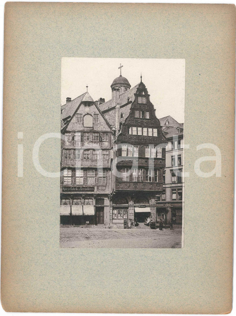 1890 ca GERMANY Square with mirror shop - Spiegelfabrik - VINTAGE Photo 18x24  Fotografia d'epoca, montata su cartoncino rigido. GOOD/buono  Formato: 18x24 cm originale e autentica 1
