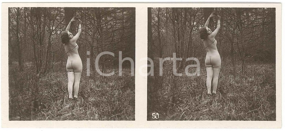1920 ca VINTAGE EROTIC Le nu stéréo en plein air - Nude woman from behind (2) Fotografia stereoscopica d'epoca, appartenente alla collana "Le nu st&eacute;r&eacute;o en plein air".EDITORE: Editions St&eacute;reo Novelti Accademia - Paris  GOOD/buono  Formato: 13x6 cm originale e autentica 1