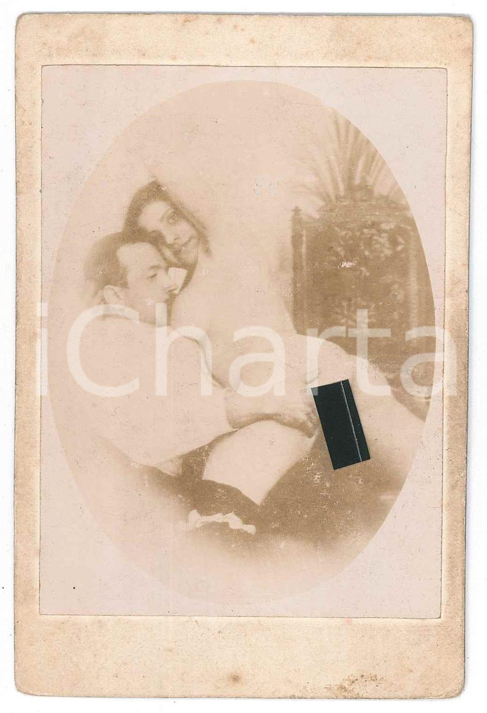 1900 ca VINTAGE EROTIC Couple having sex - PORN Photo 8x12 cm Fotografia originale d'epoca, su cartoncino rigido.  GOOD/buono  Formato: 8x12 cm originale e autentica 1
