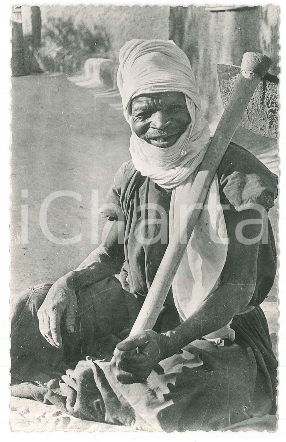 1950 ca BELKHEIR - ALGERIE Coupeur d'eau - Carte postale FP NV  Cartolina d'epoca, non viaggiata.EDITORE: Coop&eacute;rative scolaire de Tamanrasset FAIR/discreto Lievi smussature agli angoli Formato: 14x9 originale e autentica 1