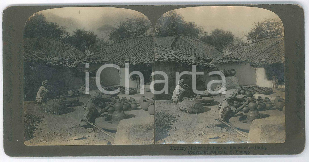 1901 INDIA Pottery maker - Stereoscopic photo AMERICA STEREOSCOPIC COMPANY Fotografia stereoscopica d'epoca.EDITORE: American Stereoscopic Company - New York FAIR/discreto Lievi abrasioni ai margini Formato: 18x9 cm originale e autentica 1