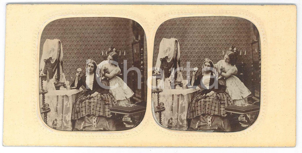 1890 ca FRANCIA - COSTUME - Toeletta di una nobildonna - Foto stereoscopica Fotografia stereoscopica d'epoca, su cartoncino rigido. GOOD/buono  Formato: 18x9 cm originale e autentica 1