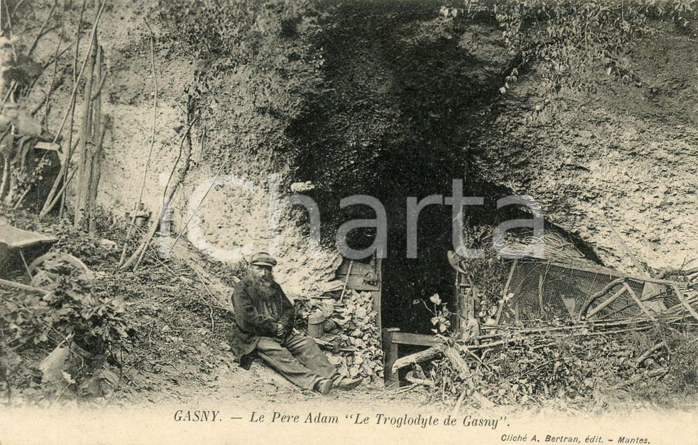 1905 ca GASNY Le Pere Adam - Le Troglodyte de Gasny - Carte postale FP VG  Cartolina postale d'epoca, viaggiata.CONDIZIONI: FAIRFORMATO: FP    originale e autentica 1