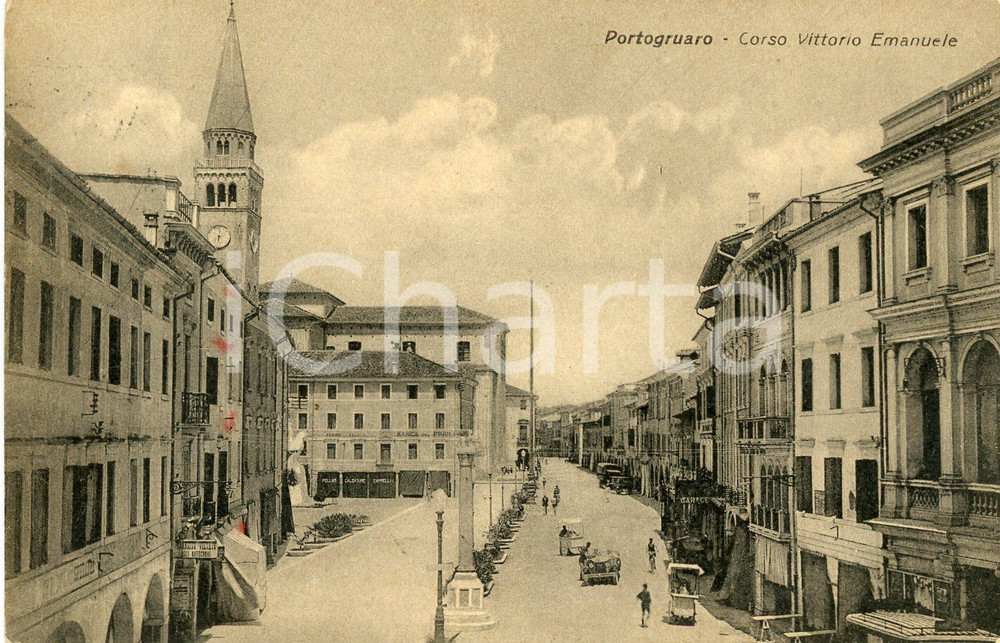 1933 PORTOGRUARO (VE) Corso Vittorio Emanuele - Cartolina ANIMATA FP VG  Cartolina postale d'epoca, viaggiata.CONDIZIONI: F (segni colorati al recto)FORMATO: FP    originale e autentica 1