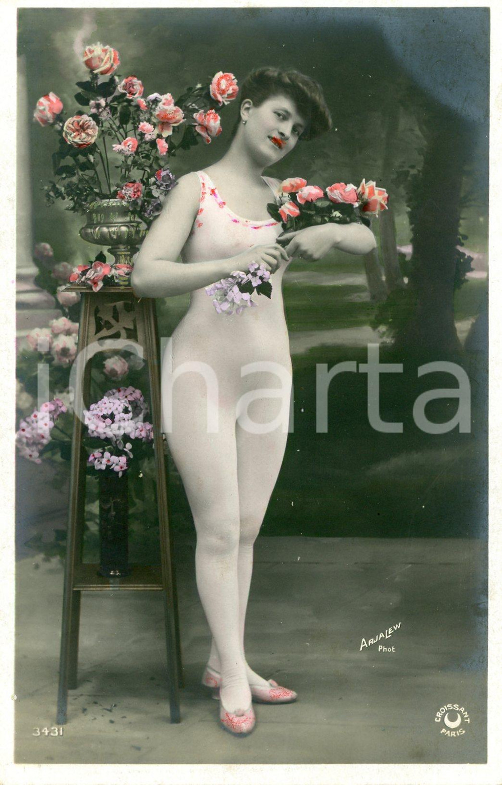 1910 ca EROTIC VINTAGE Bodystocking nude woman with flowers - Postcard FP  Cartolina postale d'epoca, cromolitografica, non viaggiata.Foto Arjalew - Editore Croissant - ParisCONDIZIONI: GFORMATO: FP    originale e autentica 1
