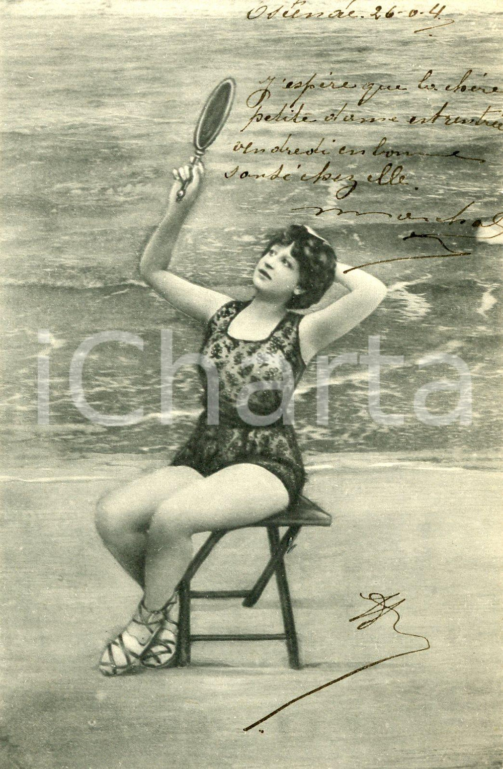 1904 BATHING BEAUTIES Woman sitting with a mirror - Vintage postcard FP VG  Cartolina postale d'epoca, viaggiata.CONDIZIONI: GFORMATO: FP    originale e autentica 1